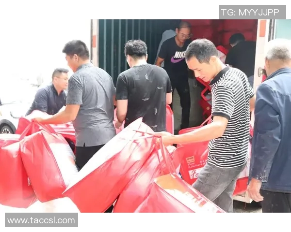 多位世界知名足球球星纷纷慷慨解囊为中国灾区捐款献爱心 多位世界知名足球球星纷纷慷慨解囊为中国灾区捐款献爱心